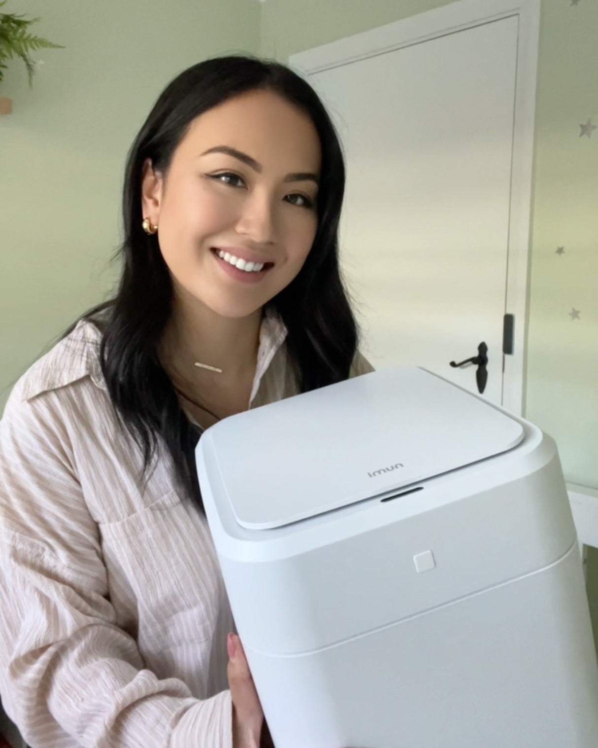 Numi B1 Self-Sealing Self-Changing Smart Bin