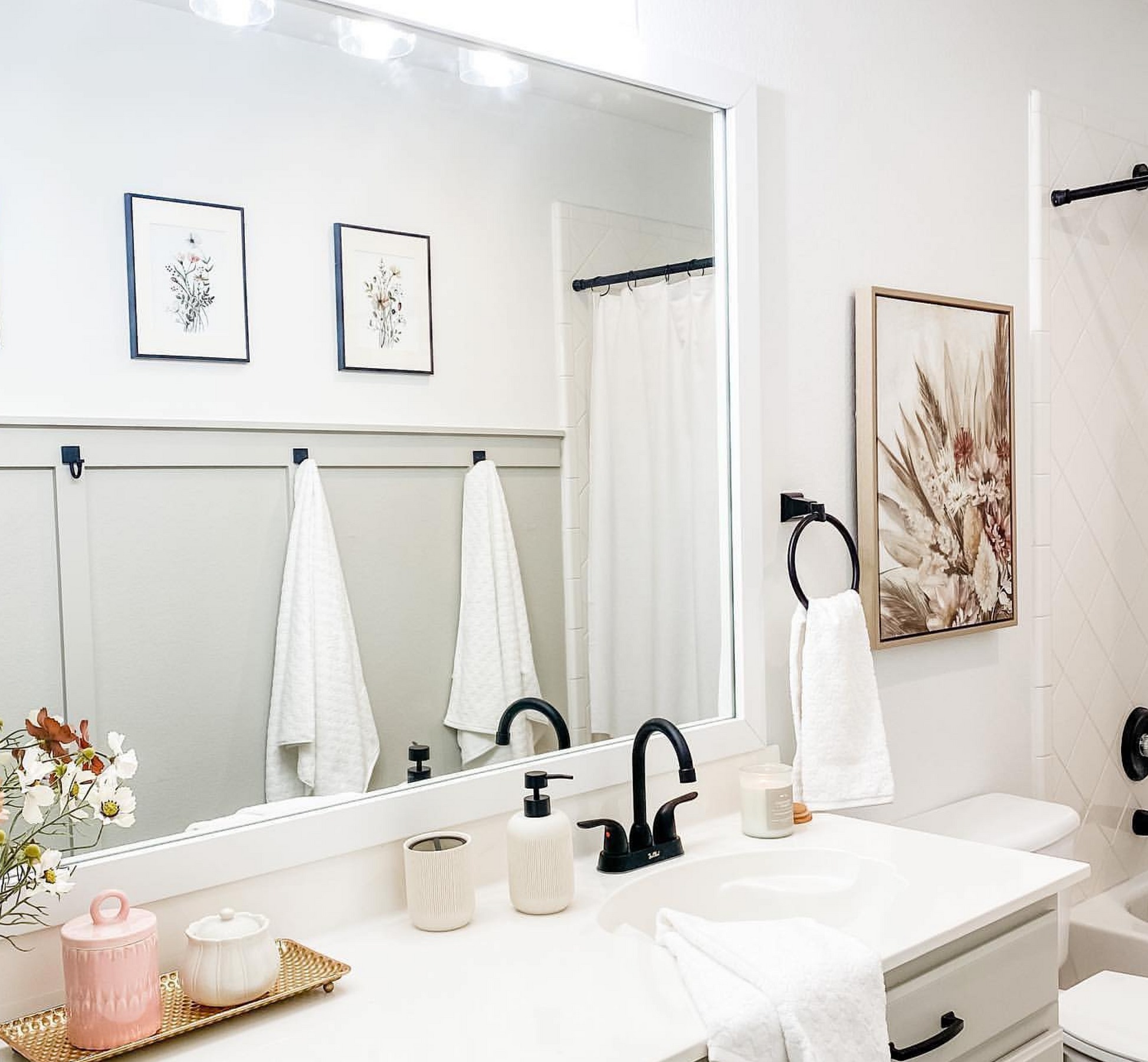 Hands-On Review: MirrorMate Frames Make Framing Your Mirror a Breeze